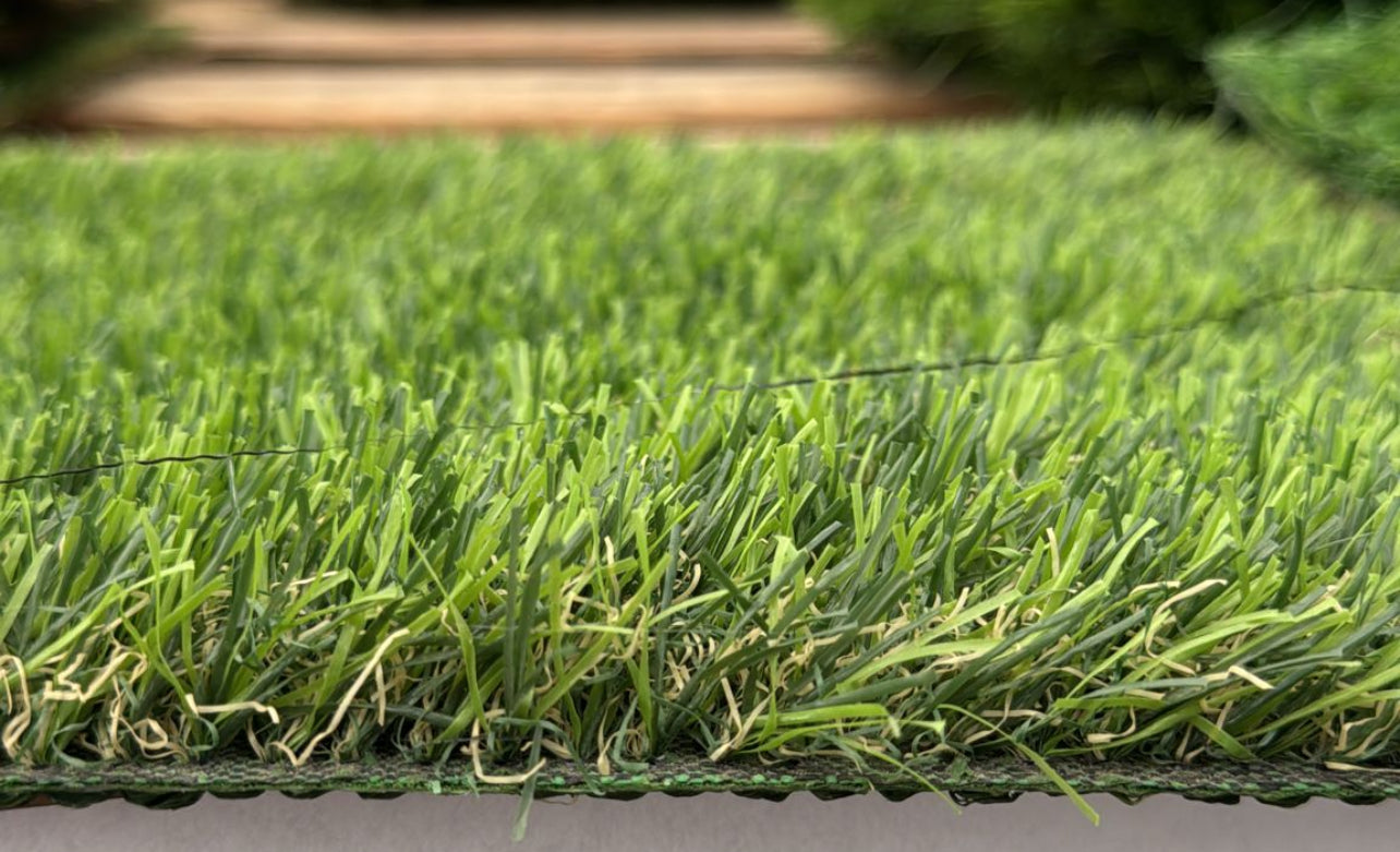 Perfect for lawns, gardens, playgrounds, and sports fields, it offers a durable and low-maintenance solution that remains beautiful and lush all year round. Its soft, resilient fibers ensure comfort underfoot while being pet-friendly and weather-resistant.