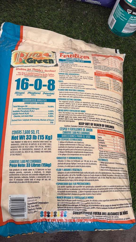 Lawn & Garden Fertilizer
