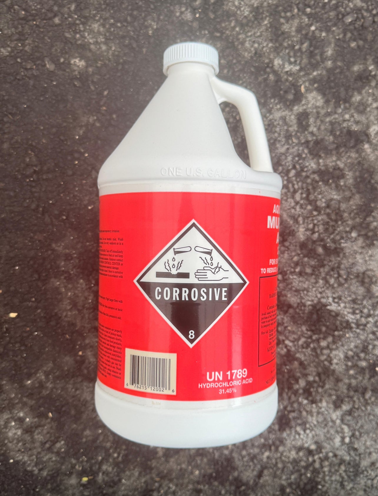 Effectively maintain the proper water balance in your pool with our 1 Gallon Muriatic Acid. This concentrated hydrochloric acid (31.45%) is ideal for lowering pH levels or reducing total alkalinity in swimming pools, ensuring clean, balanced water for a more enjoyable swimming experience. 