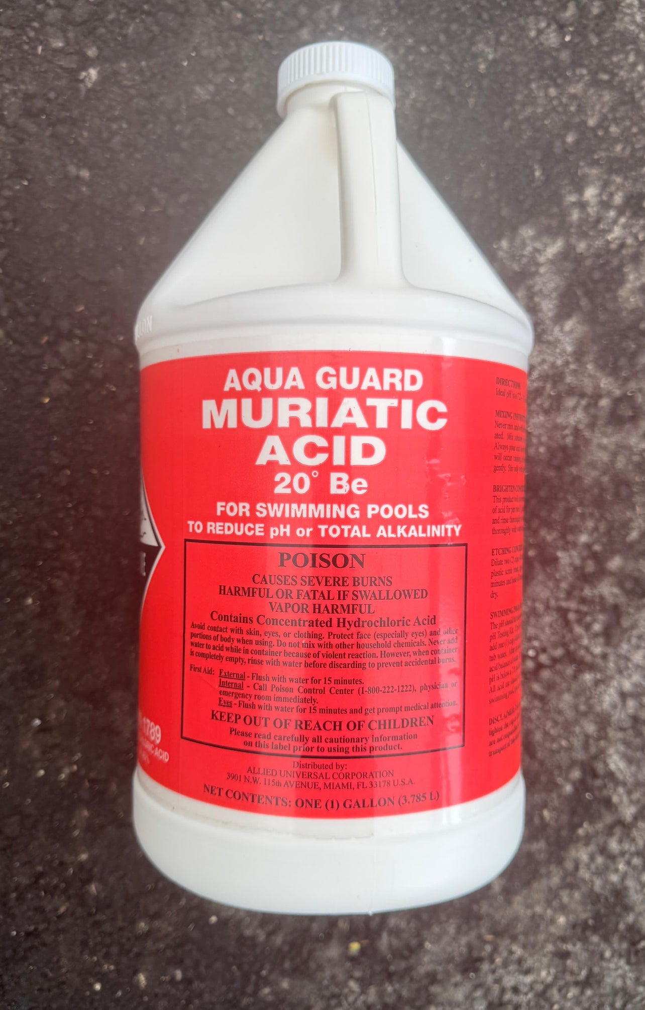 Effectively maintain the proper water balance in your pool with our 1 Gallon Muriatic Acid. This concentrated hydrochloric acid (31.45%) is ideal for lowering pH levels or reducing total alkalinity in swimming pools, ensuring clean, balanced water for a more enjoyable swimming experience. 