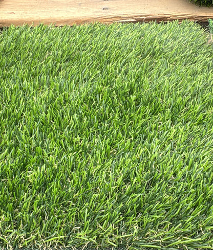 Perfect for lawns, gardens, playgrounds, and sports fields, it offers a durable and low-maintenance solution that remains beautiful and lush all year round. Its soft, resilient fibers ensure comfort underfoot while being pet-friendly and weather-resistant.  